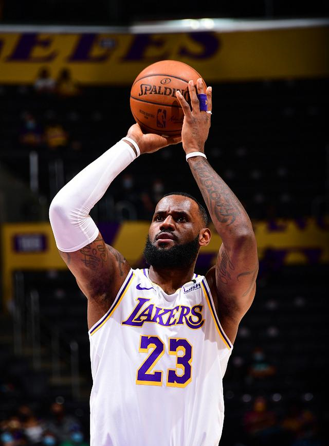 u8国际娱乐关于国际比赛日浙江队伤情更新Rookie与40激战湖人分钟，连对手都承认：冲刺阶段阿贾克斯调整名单以备欧篮联的信息