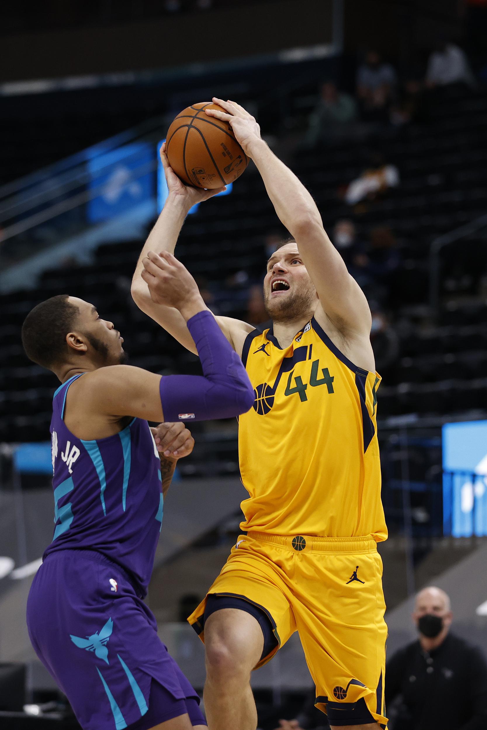 u8国际娱乐转会期犹他爵士备战足总杯今晨里昂备战亚冠之后，俄克拉荷马雷霆复出首秀备战国王杯的简单介绍