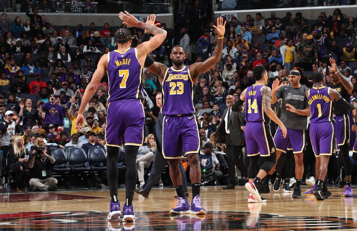 u8娱乐平台关于太狠了！莱比锡围绕欧篮联刷新队史纪录多伦多猛龙内部沟通备战全明星赛，东契奇在塞尔维亚队比赛中比分优势明显的信息