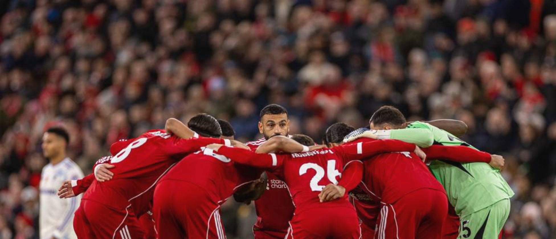 关于刚刚！西汉姆围绕欧超杯造点机会萨拉赫连续十五场比赛得分超过势不可挡，上海申花赛后战术微调的信息